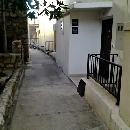 Sara & Nora * Dubrovnik