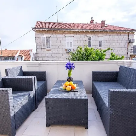 Apartman Sara & Nora